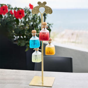 Exhibidor de Botellas de <span class=keywords><strong>Tequila</strong></span> de Metal Dorado Personalizado, Soporte de Acero Inoxidable para <span class=keywords><strong>España</strong></span>, Yichang, Western Son, E&J - Product Image 1