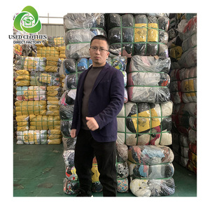 เครื่องอัดก้อนเสื้อผ้ามือสอง Mj Trading อุปกรณ์ครัว เสื้อผ้าจีนมือสองในก้อนสำหรับผู้ใหญ่ ราคาถูก - Product Image 1