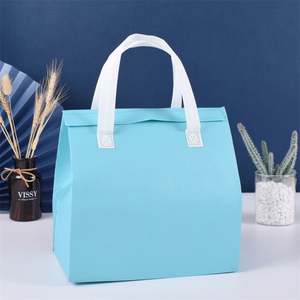 Sac Isotherme Pliable et Durable avec Isolation Non Tissée Imperméable à Motif Lettres pour Pique-niques - Product Image 4