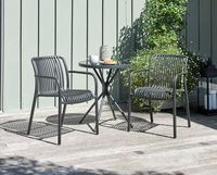 Fauteuil de salle à manger en plastique empilable d'extérieur varicoloured avec siège et dossier à lattes confortables pour restaurant