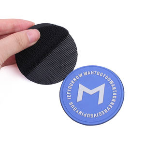 Pvc पैच आयरन-समर्थन पर्यावरण के अनुकूल कपड़े टोपी अनुकूलित रंग और आकार कस्टम 3 डी लोगो उभरा सिलिकॉन रबर पैच - Product Image 4