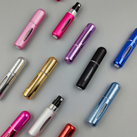 Flacon distributeur de parfum vide coloré personnalisé de 5ml facile à prendre Atomiseur de parfum rechargeable Portabilité Bouteilles de stylo de parfum