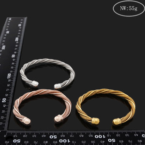 Đơn Giản Thanh Lịch Xoắn Ba <span class=keywords><strong>Tone</strong></span> Bangle Trang Sức Bộ Tuyên Bố Ưa Thích Nigeria Loại Cho Giáng Sinh Bên Ba Mảnh Bangle <span class=keywords><strong>Set</strong></span> - Product Image 5