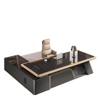 Bureau de direction haut de gamme, durable, écologique et moderne, design italien incurvé, poste de travail présidentiel avec retour latéral en bois
