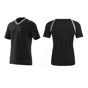 2022 uniforme d'arbitre de football en polyester personnalisé maillot d'arbitre de football de haute qualité avec short à manches courtes Stock de nouveau style - Product Image 1