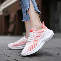 Vente chaude baskets femmes chaussures de course chaussures de marche décontractées antidérapant confortable mode chaussures de Tennis tricot léger Sneaker