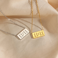 Mode Féminine 11:11 Collier de Soirée Étanche en Acier Inoxydable Plaquée Or 18K, Chaîne Corde, Pendentif Carré Anti-Ternissement