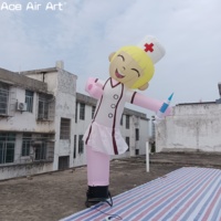 Tube d'infirmière gonflable homme pour la publicité hospitalière agitant le caractère d'infirmière heureux de danseur de ciel gonflable pour les promotions médicales