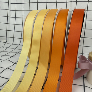 Nastro Grosgrain Dorato di Lusso, Ecologico e Durevole in Poliestere per Regali di Nozze, Decorazioni Natalizie e Feste, Fatto a Mano - Product Image 2