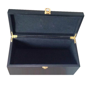 Una scatola di legno realizzata in fabbrica con un Design creativo A tema retrò per la conservazione dei regali personalizzata per <span class=keywords><strong>l</strong></span>'<span class=keywords><strong>occasione</strong></span>. - Product Image 1