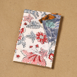 Carnet en papier fait main avec couverture en tissu patchwork multicolore, journal artisanal écologique avec pages recyclées faites à la main - Product Image 2