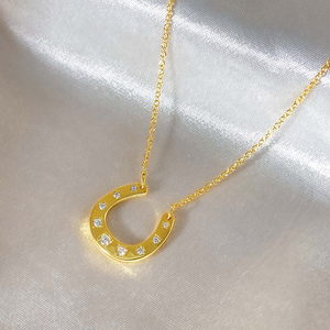 Fashion Trendy 18K Gold Plated Micro Paved Cubic Zircon Lucky Charm Horseshoe Pendant Necklace for Women - Product Image 6