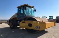 Compacteur de sol industriel TerraForce XS183J 118 kW 18 tonnes pour autoroutes, barrages et construction industrielle
