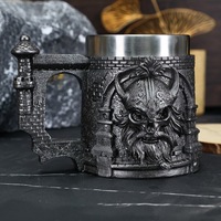 Nouvelle Chope à Bière Pirate avec Manche Hache de Combat Viking et Crâne, Tasse Viking Nordique, Chope à Bière Mythologie Nordique