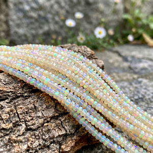 Cuentas de Ópalo Etíope Multicolor Facetadas en Forma de Rondelle, Perforadas en el Centro, Tamaño 3-5mm, Hilo de 8 Pulgadas de Largo para Hacer Pulseras y Joyería - Product Image 5