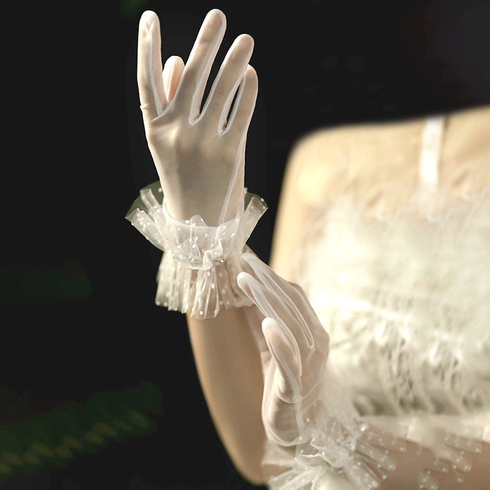 1 Paio di guanti corti in raso tinta una, morbidi e leggeri, adatti per feste, matrimoni, teatro | SHEIN ALIA