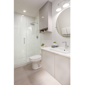 Meuble-lavabo moderne CANA en panneau plat, gris clair brillant, avec armoire murale – Excellent prix - Product Image 1