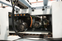 Scie à poutres CNC de précision Mingan à double poussée et chargement arrière pour la production à grande échelle