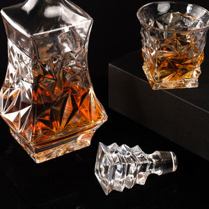 NOVARE Nouveau Design Ensemble de Verres à <span class=keywords><strong>Vin</strong></span> en Cristal Sans Plomb Style Européen Carafe à Whisky Transparente Créative Capacité 900ml Certifiée - Product Image 5