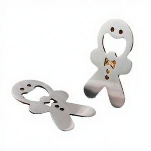 Abridor de Botellas de Cerveza con Diseño de Muñeca de Dibujos Animados, Abridor de Botellas de Vino de Acero Inoxidable, Portátil, Sostenible, Diseño Plano, Metálico - Product Image 3