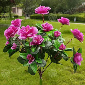 ไฟประดับสวนรูปดอกไม้ พลังงานแสงอาทิตย์ สำหรับตกแต่งคริสต์มาสและฮาโลวีน สร้างบรรยากาศเทศกาล และเพิ่มความสวยงามให้กับจุดถ่ายรูป - Product Image 3