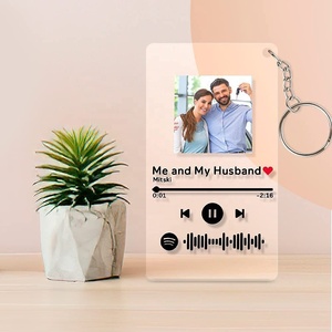 Personalizable UV Impreso Laser Cut Clear Plastic Song Placa Música Acrílico Foto <span class=keywords><strong>Llavero</strong></span> - Product Image 4