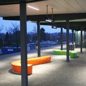 Chaise de jardin en résine, design contemporain, durable, pour utilisation sur sol dur - Product Image 2