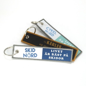 Étiquettes textiles en gros à faible MOQ, personnalisées, bon marché, avec nom et logo sur les deux côtés, porte-clés tissés à la machine pour souvenirs - Product Image 5