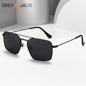 Gafas de Sol Cuadradas Metálicas Unisex Grises Jack, Lentes Polarizadas TAC con Protección UV400 Tipo 3, para Conducir y Uso Casual - Product Image 5
