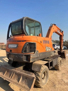 Excavadora de Ruedas Usada Doosan DX60W de 6 Toneladas, Excavadora Compacta para Construcción y Trabajos Viales - Product Image 4