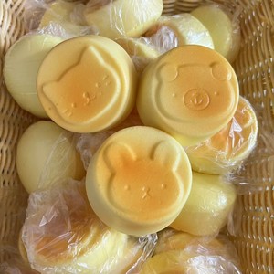 Jouet Squishy en PU à Rebond Lent, Super Doux, Anti-Stress, Cadeau pour Enfants et Adultes, Squishies en PU Personnalisés Kawaii en Forme de Grand Pain - Product Image 1