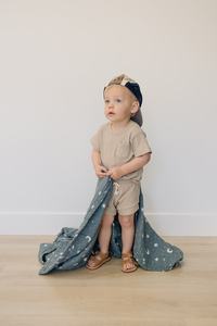 Conjuntos de Camiseta y Pantalones Cortos Acanalados para Niños Pequeños, con Bolsillo y Cordón Ajustable, Conjunto de Dos Piezas Personalizado, Ropa Infantil - Product Image 3