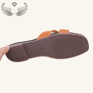 Summer New Style Anti-slip <b>Open</b>-<b>toe</b> Flat Sandals and Slippers Outdoor Vintage Durable Wholesale Women's Sandals and slippers - Product Image 6