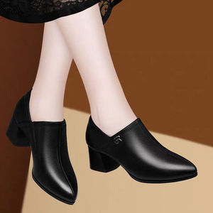 Stivali Singoli in Pelle alla Moda per <span class=keywords><strong>Donna</strong></span>, <span class=keywords><strong>Scarpe</strong></span> con <span class=keywords><strong>Tacco</strong></span> <span class=keywords><strong>Medio</strong></span> Leggere per Mamme, Autunno/Inverno con Chiusura a Bottone - Product Image 2