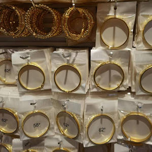 إسورة ذهب دبي لا يبهت لونها للمعصم على الطراز الأفريقي مقاومة للصدأ والماء بخصم، مجوهرات من الذهب الأصفر عيار 18 - Product Image 2