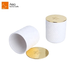 Bougeoir rond parfumé, Design personnalisé, en céramique, forme ronde, pour décor de maison, bocaux de bougie de soja noir, tasse avec <span class=keywords><strong>couvercle</strong></span> en <span class=keywords><strong>béton</strong></span> bambou, 50 pièces - Product Image 2