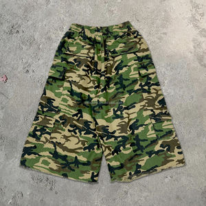 Short d'été en coton imprimé bords bruts oversize Bermuda Designer Shorts Hommes Streetwear personnalisé Camo Cargo Shorts - Product Image 2