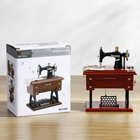 Boîte à musique vintage en forme de mini machine à coudre, boîte à musique mécanique à manivelle de style rétro européen, table de machine à coudre classique