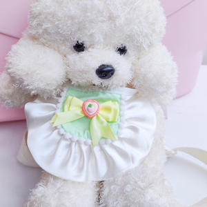 Bavoir pour chien en peluche avec nœud papillon en fibre de polyester, motif fleur de dessin animé, style sucette japonaise, avec bordure en dentelle - Product Image 3
