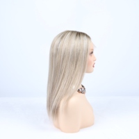 Cabello Virgen Rubio Ceniza Liso para Peluca con Frente de Encaje, Raíces Oscuras, Parte Media, Aspecto de Cuero Cabelludo Natural, 150% de Densidad, Sin Pegamento, Mediano
