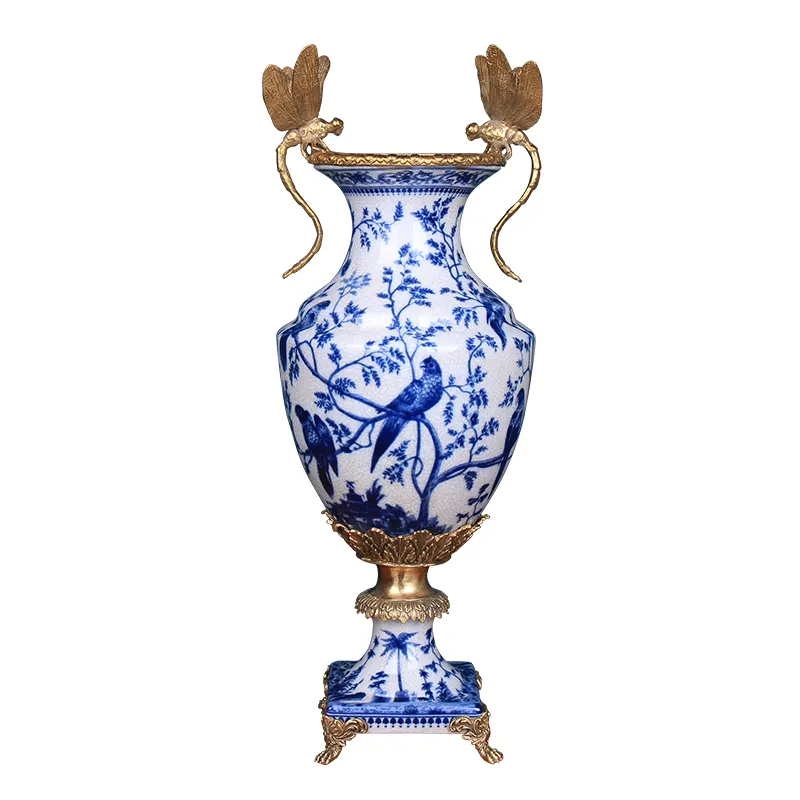 ヴィンテージの青と白の花柄中国のセラミック真鍮の花瓶花の配置のための伝統的な鍋中国