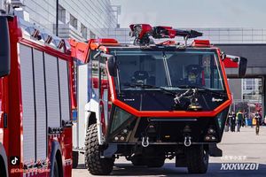 Capacidad Anfibia de camión de bomberos blindado 6X4 - Product Image 2