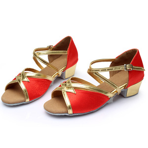 Chaussures de danse latine pour enfants, neuves, en gros, avec paillettes, talon plat, semelle souple, en satin, pour la danse en intérieur - Product Image 5