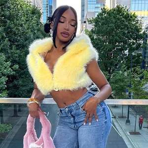 Wholesale Zip up Crop Hoodie <strong>Jacket</strong> Outwear Women <strong>Girls'</strong> <strong>Puffer</strong> <strong>Jacket</strong> Down Coat with Drawstring Winter Coats Women Puff Vest - Product Image 3