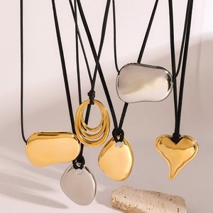 Joyería Vintage para Mujer Más Vendida 2026, Cadena de Cuerda Negra Ajustable con Colgante Geométrico Grande, Chapado en Oro de 18k, Acero Inoxidable - Product Image 3