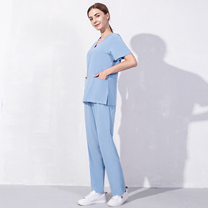 Haut de gamme vêtements de lavage des mains à manches courtes médecin vêtements gommage uniforme Salon de beauté hôpital chirurgical costume médical pour les femmes - Product Image 1