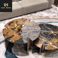 Nouvelle table basse de luxe au design unique avec plateau en marbre, mobilier de salon de luxe