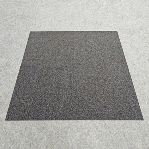 Dalles de moquette rayées modernes à vendre, style de carrelage de sol fabriqué - Product Image 3