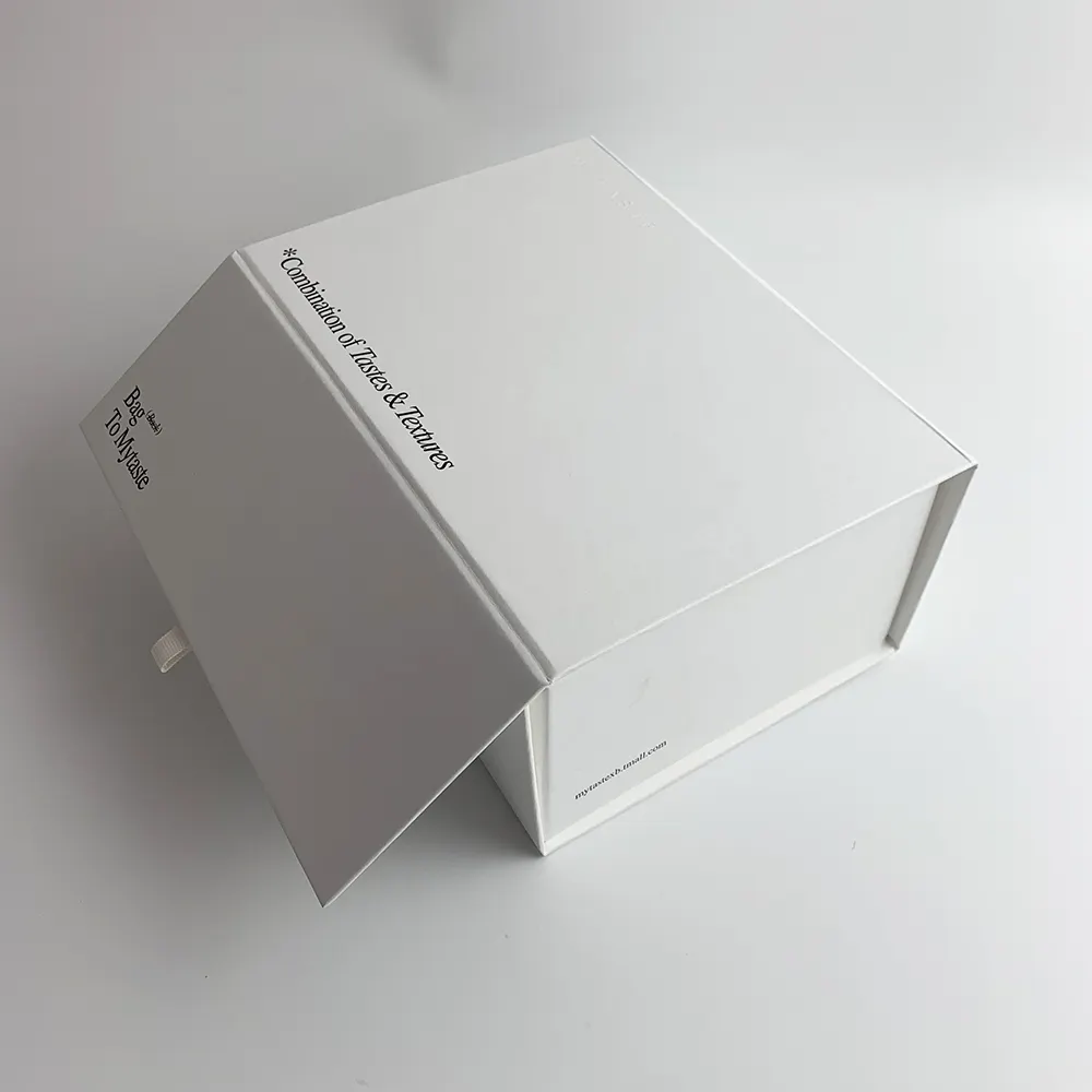 Cajas magnéticas rígidas para ropa, embalaje de cartón para regalo, impresión personalizada estándar, color blanco