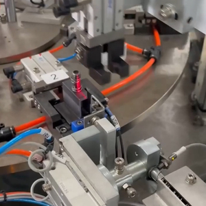 Línea de Ensamblaje de Componentes Solares Automatizada DaZhan, Totalmente Integrada, de 13 Unidades, Tiempo de Ciclo de 4-5 Segundos, Solución Llave en Mano, 1 Año de Garantía - Product Image 5